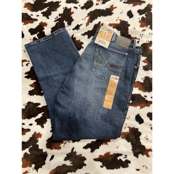 Wrangler Other - Wrangler Men's 20X Extreme Relaxed Fit Low Rise Straight Fit Jeans Size 40x32